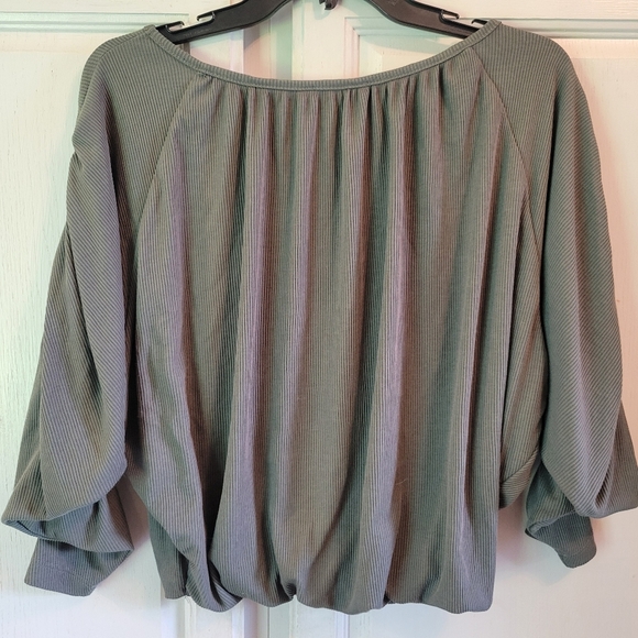 Böhme Forest Green Ruched Ribbed Blouse - Picture 5 of 7
